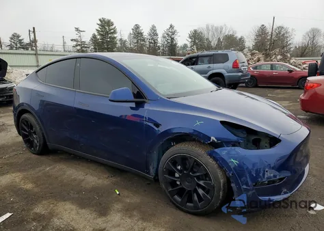 2022 Tesla Model Y z USA, uszkodzony, nr VIN 7SAYGDEE3NF506606